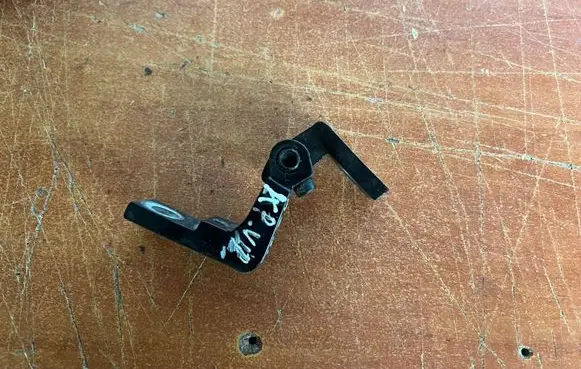 Audi A3 S3 A3 Sportback 8P Front door upper hinge 8E0831401B