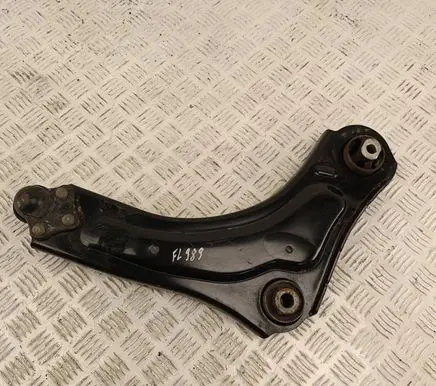 Renault Megane III Front lower control arm/wishbone 