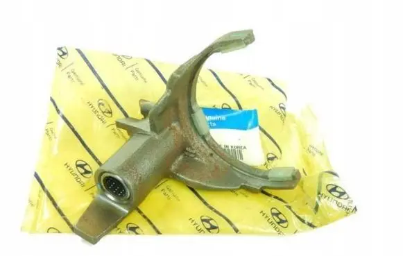 Hyundai Tucson JM Clutch release arm fork 4386224300