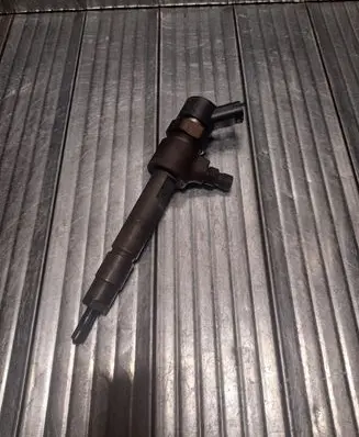 Alfa Romeo 156 Fuel injector 0445110068
