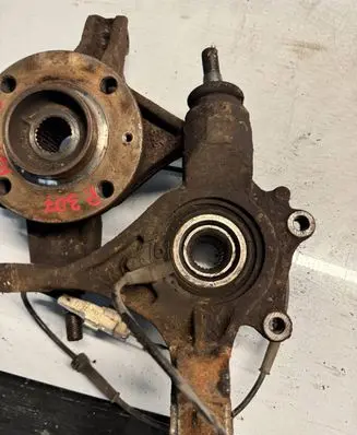 Peugeot 307 Front wheel hub spindle knuckle 324423324