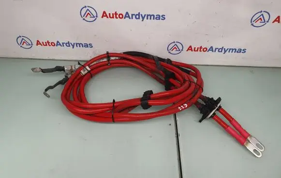 BMW 5 G30 G31 Positive cable (battery) 6812376 61116812376 6807323