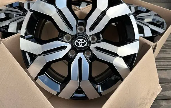 Toyota Corolla Cross R17 alloy rim 403000531R