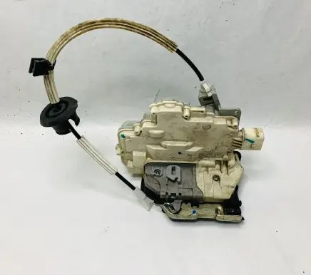 Audi Q5 SQ5 Rear door lock 8K0839016