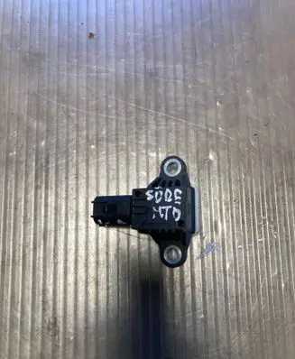 KIA Sorento Airbag deployment crash/impact sensor 959202P050 611106500 47330581