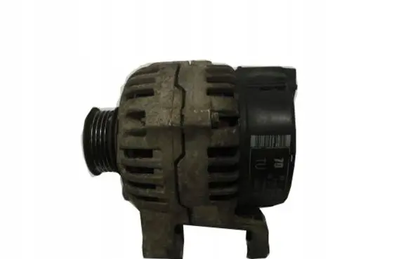 Audi A4 S4 B5 8D Generator/alternator 0123110008