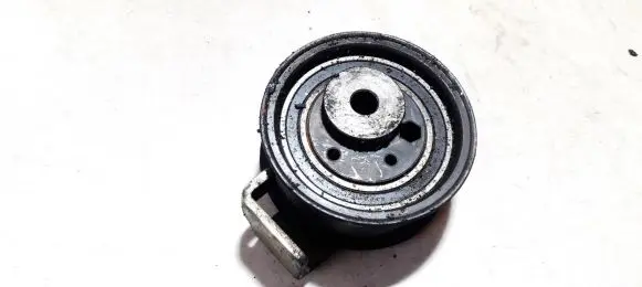 Volkswagen PASSAT B5 Belt tensioner pulley 058109243c