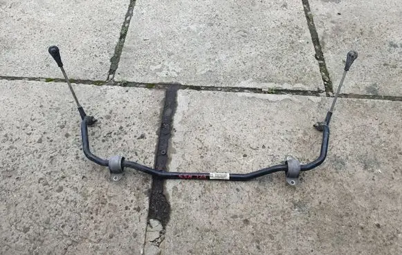 BMW 2 F22 F23 Front anti-roll bar/sway bar 6792139