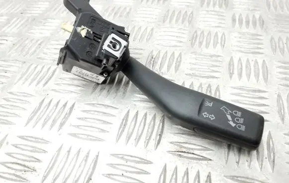 Skoda Octavia Mk2 (1Z) Indicator stalk 1K0953513E