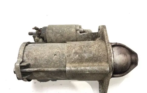 Opel Astra J Starter motor 55576980