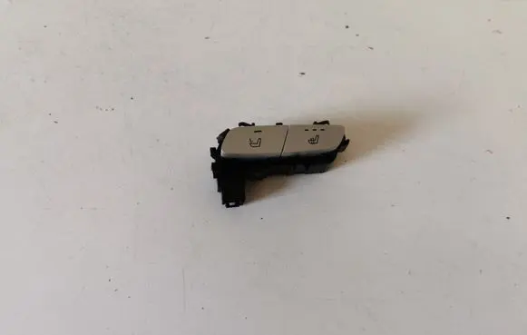 Mercedes-Benz E W213 Seat heating switch A2139051604