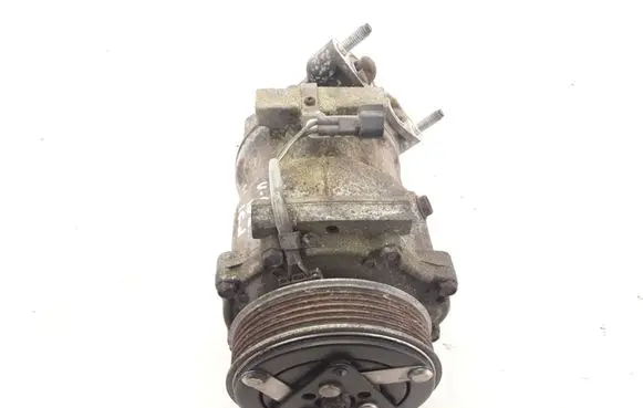 Volvo V60 Air conditioning (A/C) compressor (pump) 31348213
