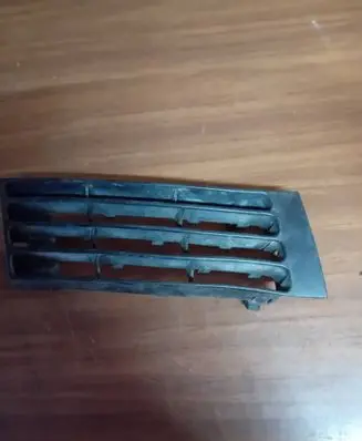 Audi A4 S4 B5 8D Front bumper lower grill 8D0807346