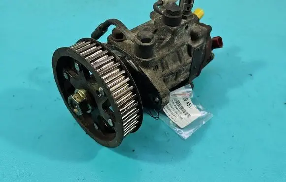 Fuel injection high pressure pump