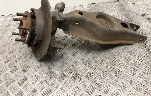 Chrysler 300 - 300C Rear wheel hub