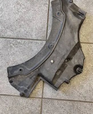 BMW 5 F10 F11 Heat shield in engine bay 7188421 51757188421