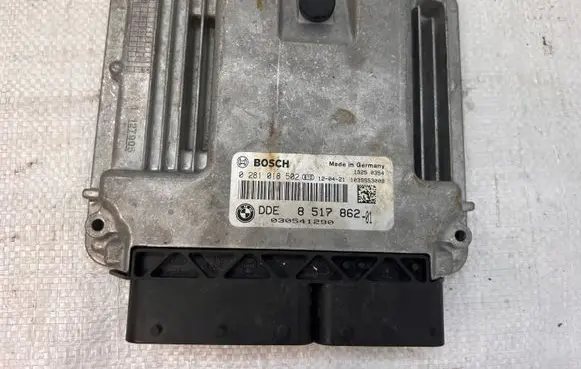 BMW 5 F10 F11 Engine control unit/module 8517862