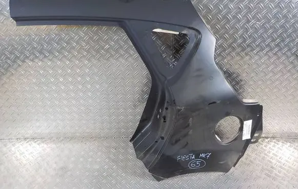 Rear quarter panel