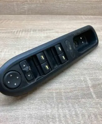 Peugeot 407 Electric window control switch 96468704XT 53269704