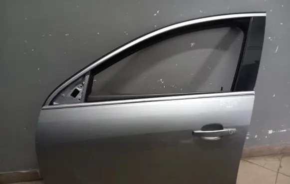 Opel Insignia A Front door