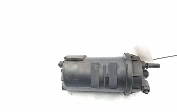 Opel Movano B Air filter box 8201102931