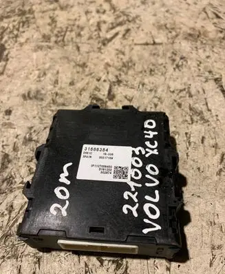 Volvo XC40 Gearbox control unit/module 31686384