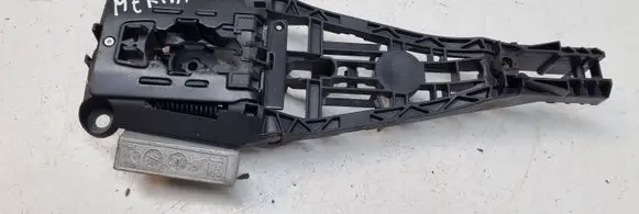 Opel Meriva B Front door exterior handle/bracket 13346228