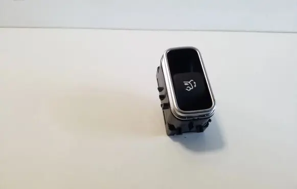 Mercedes-Benz EQB Tailgate opening switch A1678205702