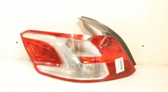 Peugeot 301 Rear/tail lights 0285800124