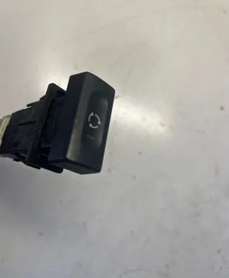 Rover 45 Air circulation switch 03035052 1544181201 YUG103150PLJ