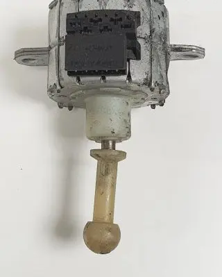 Mercedes-Benz GLK (X204) Headlight level adjustment motor 