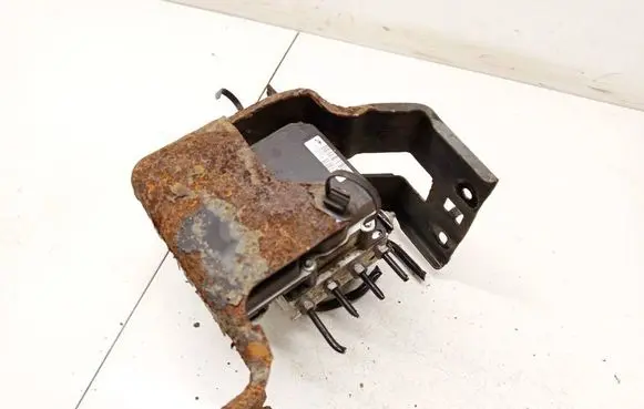 Peugeot RCZ ABS Pump 9676184780
