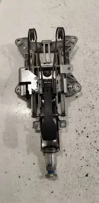 Audi A4 S4 B7 8E 8H Steering rack 04110413