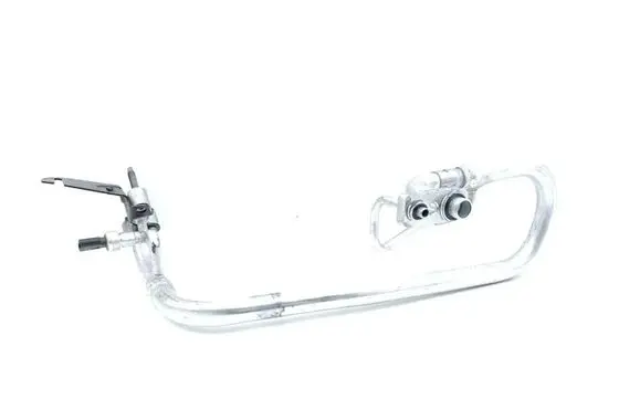 Air conditioning (A/C) pipe/hose