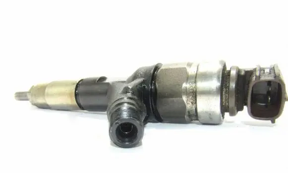Subaru Outback Fuel injector