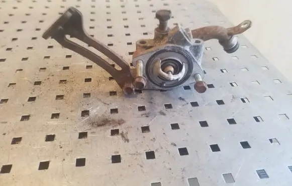 Mitsubishi Pajero Thermostat 