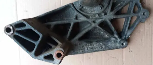 Ford Galaxy Engine mounting bracket 99VW6A002AA 7MO199308E