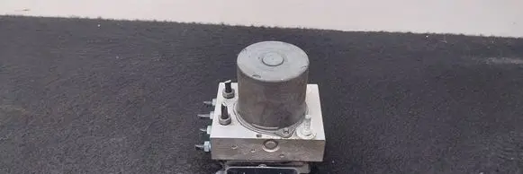 Mercedes-Benz Vito Viano W447 ABS Pump A4479008901