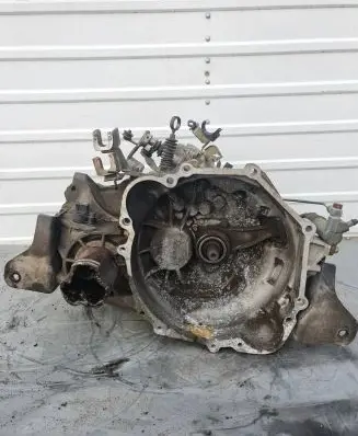 Mitsubishi Carisma Manual 5 speed gearbox KF5M42