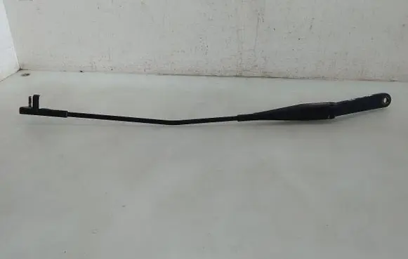 Ford Focus Front wiper blade arm