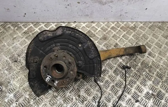 Mercedes-Benz ML W164 Front wheel hub 
