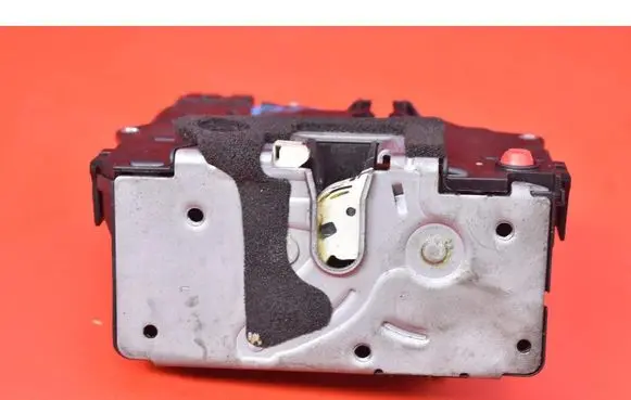 Opel Meriva A Rear door lock 13279837