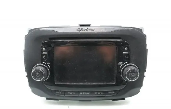 Radio/CD/DVD/GPS head unit