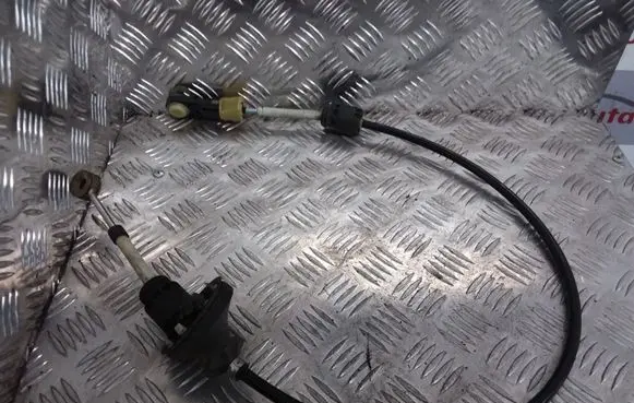 Mercedes-Benz Vito Viano W639 Gear shift cable linkage 091104033020250LL