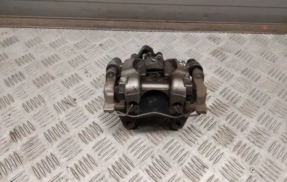Audi Q3 F3 Rear brake caliper 3Q0615406