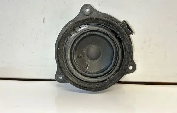 Audi A6 S6 C6 4F Front door speaker 426223