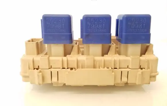 Nissan X-Trail T30 Other relay 25230 79981 20212110932