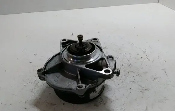 Audi A4 S4 B7 8E 8H Vacuum pump