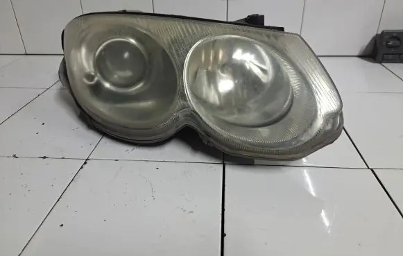 Chrysler 300M Headlight/headlamp 04780002AC 46536 04780006A