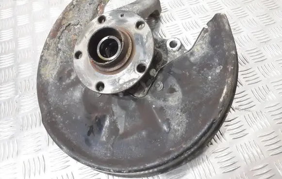 Audi A8 S8 D3 4E Rear wheel hub spindle/knuckle 